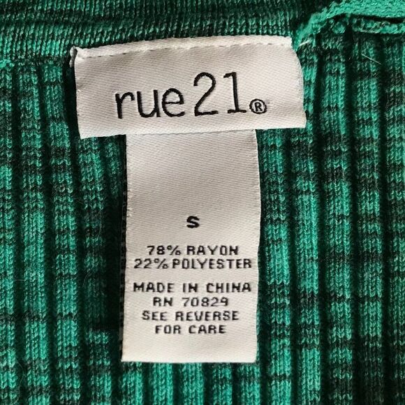 Women's Vintage Y2K Rue21Green Preppy Ribbed Knit Fitted Long Sleeve Top / Small - Picture 5 of 5